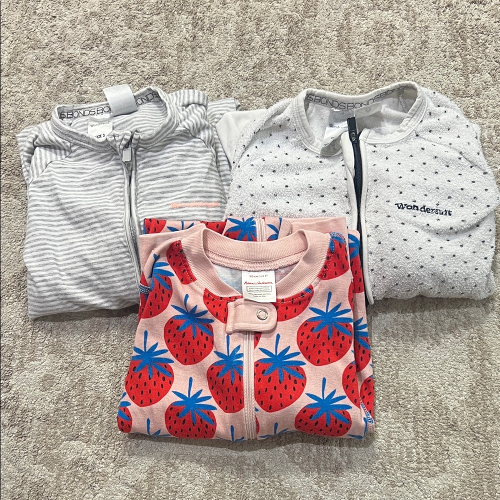 Set of 3 Pajamas 3T - 2 Bonds Wondersuits and 1 Hanna Andersson